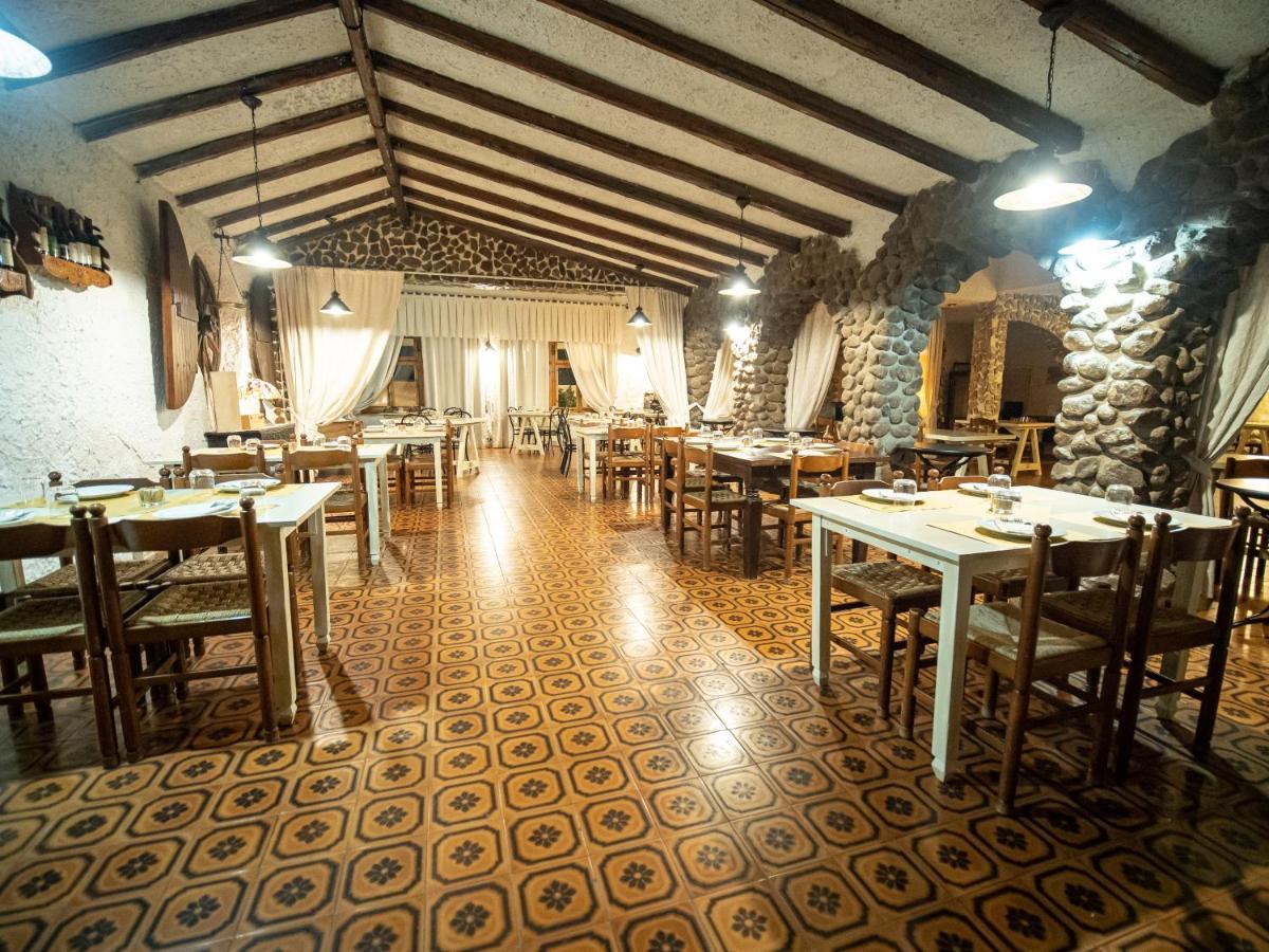 Albergo Ristorante Locanda Rosella Giba Exterior photo